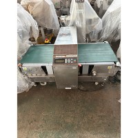 アンリツ金属検出機(通過幅650×通過高さ150mm)品番KD8133AW レンタル保障料