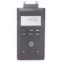 電流/電圧/周波数キャリブレータ