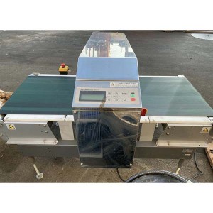 金属検出機　KD8135A(通過高さ250mmベルト幅550mm)レンタル保障料