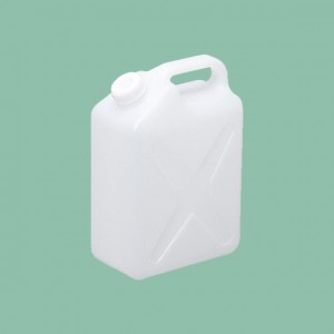 ポリエチレン容器（5L）扁平缶ノズル付き