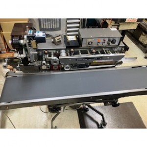 中古志賀包装機印字機付エンドレスシーラーED-15HP